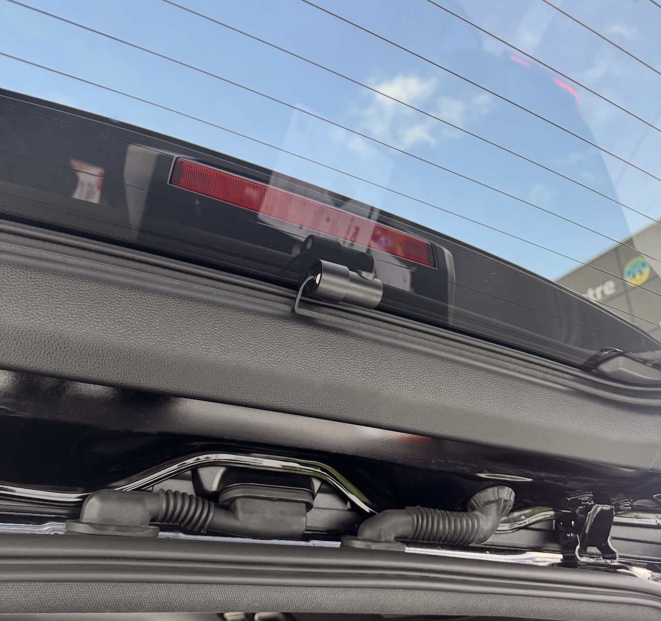 Fusion Auto Customs Dash Camera and GPS Tracker Installation Melbourne